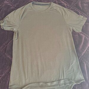 Lululemon License To Train Short Sleeve -  Olive Green